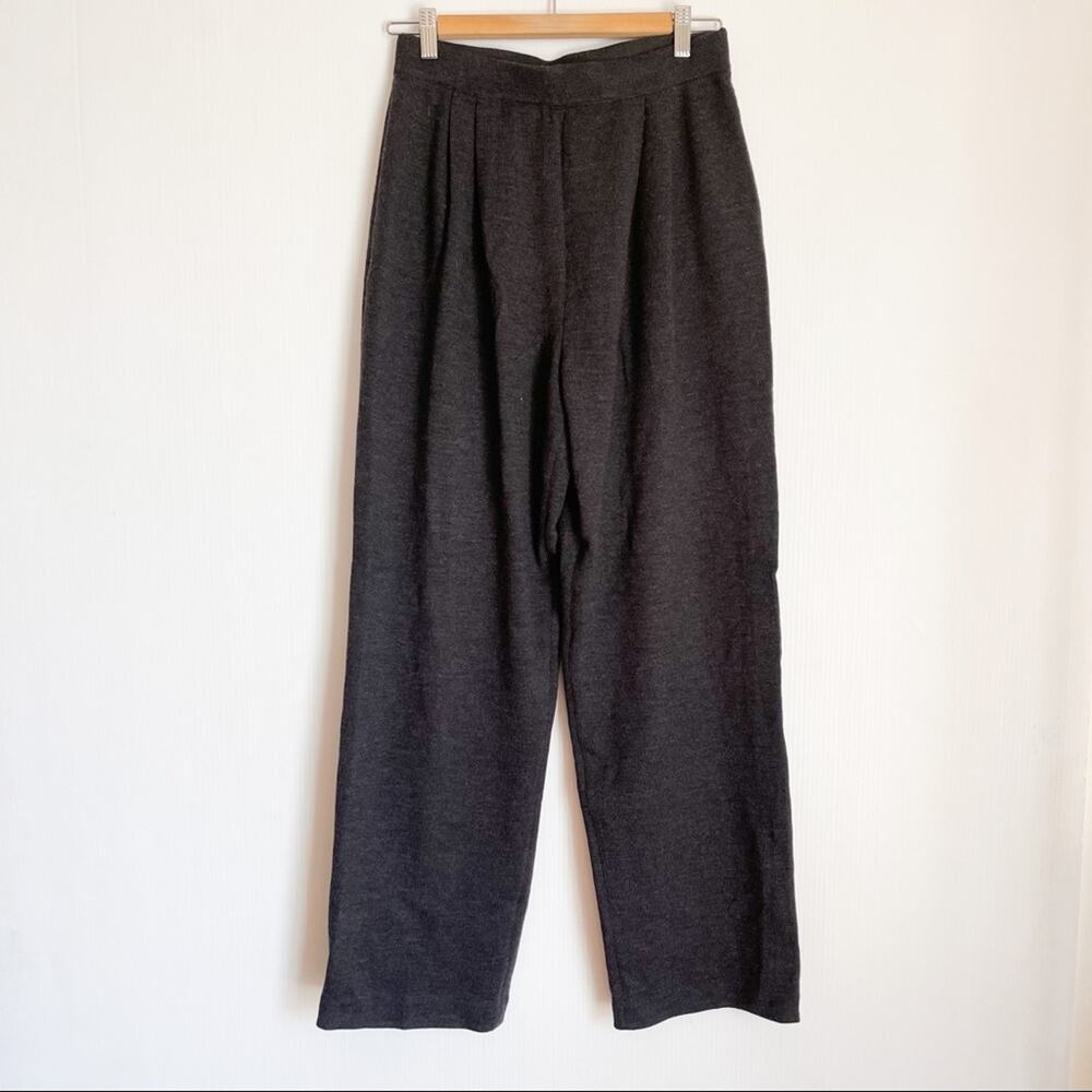 St. John Collection by Marie Gray Flat Pants